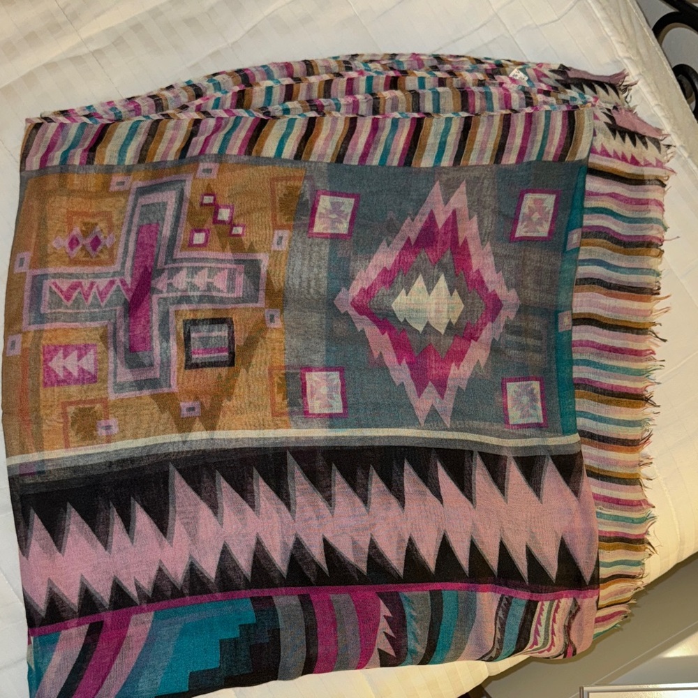 Multicolor Geometric Pattern Scarf - image 2